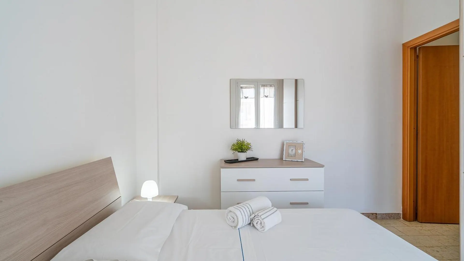 Stefany Holiday House 산타크로체카메리나 이탈리아